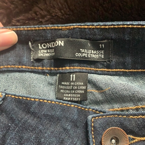 Jeans - Picture 2 of 3